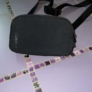 mini lululemon belt bag